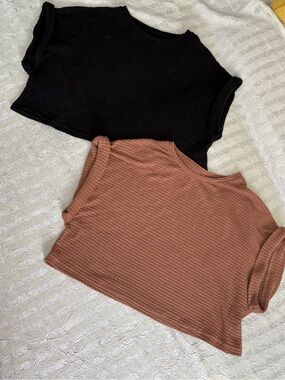 Black & Brown Waffle Textured Cropped Tee Duo in Size Large